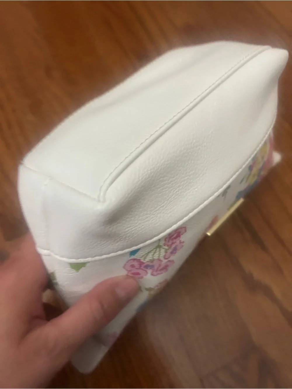 Betsey Johnson NWOT White Floral Wristlet/Cosmetic Bag